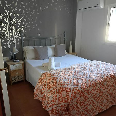 Santa Justa Apartment Seville Exterior photo